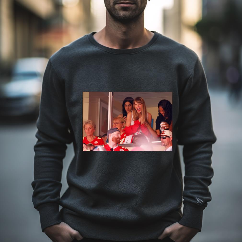 Taylor Swift Dating Rumors Travis Kelce I Think She Fall In Love With Him Shirt