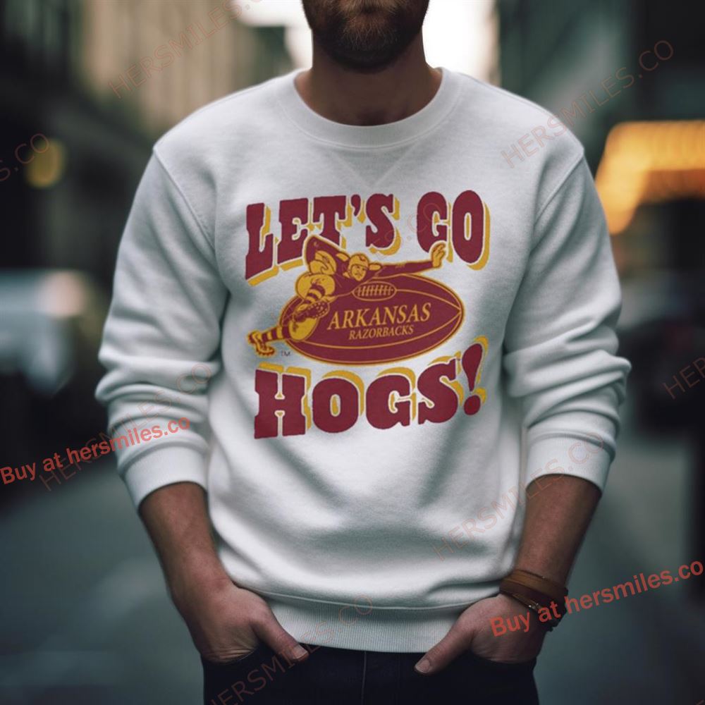 University Of Arkansas Vault Razorbacks Stiff Arm Shirt