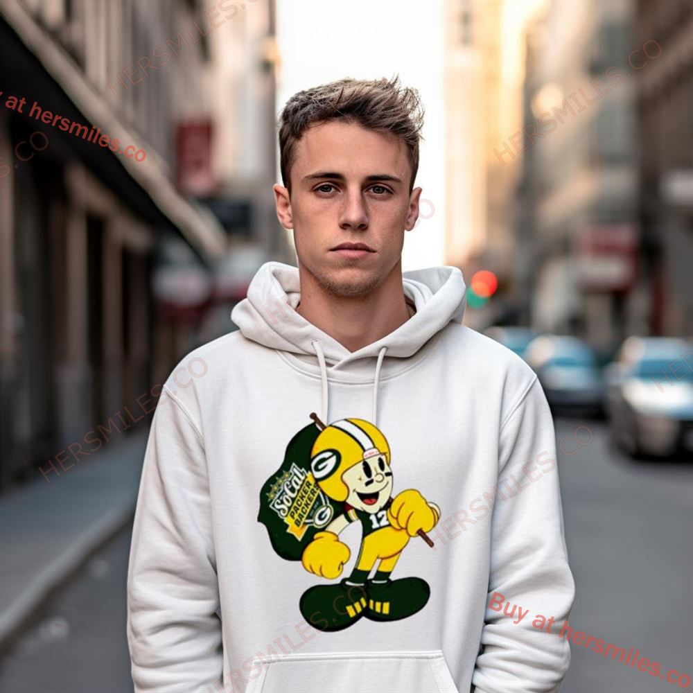Andrea Kuoni Wearing Socal Green Packer Backers Shirt Andrea Kuoni Wearing Socal Green Packer Backers Shirt