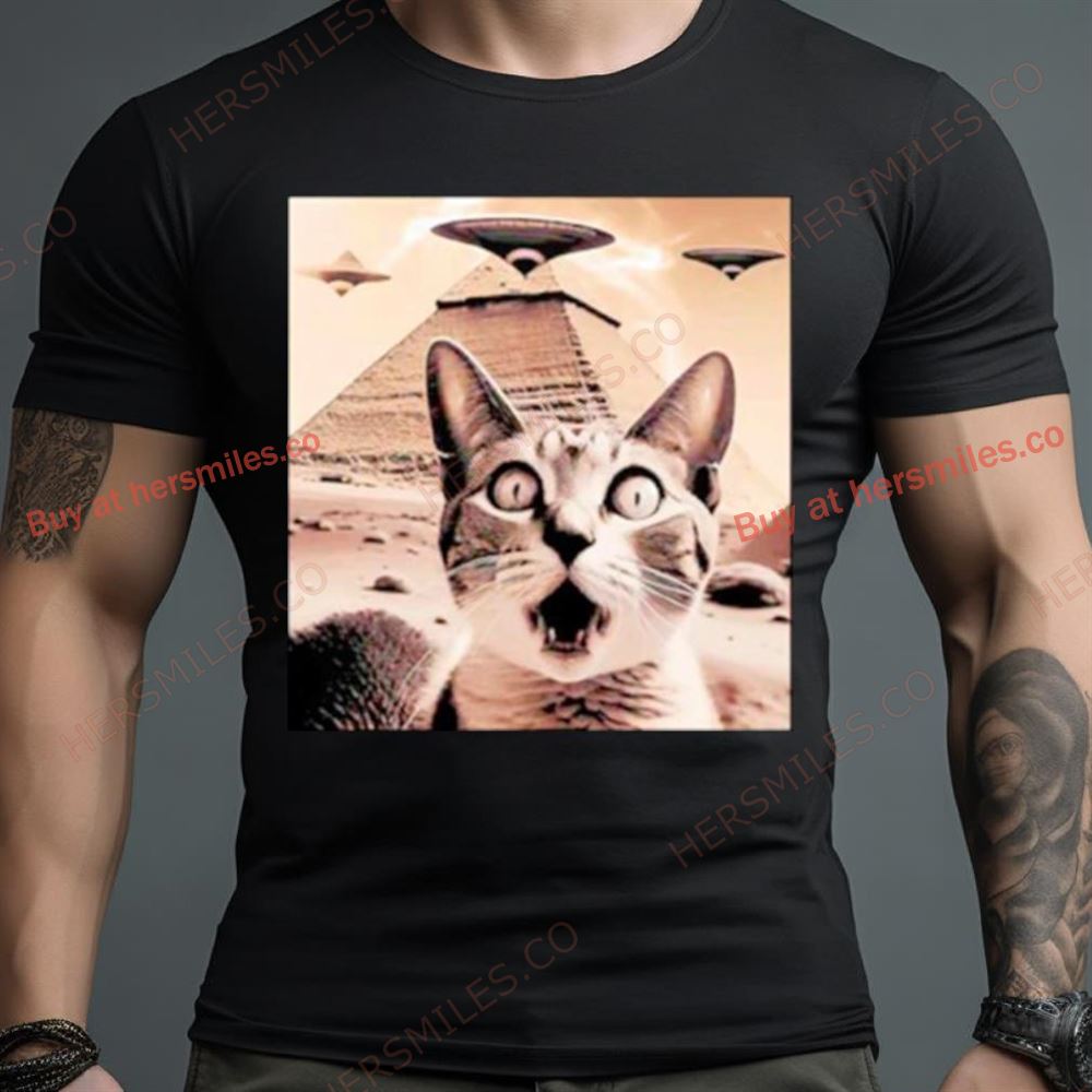 Cat Ufo Egypt Pyramids Shirt