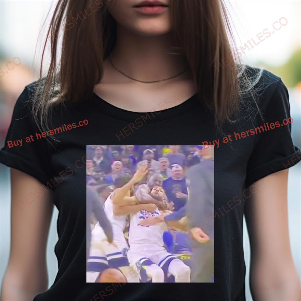 Draymond Green Puts Rudy Gobert In Chokehold Shirt Draymond Green Puts Rudy Gobert In Chokehold Shirt