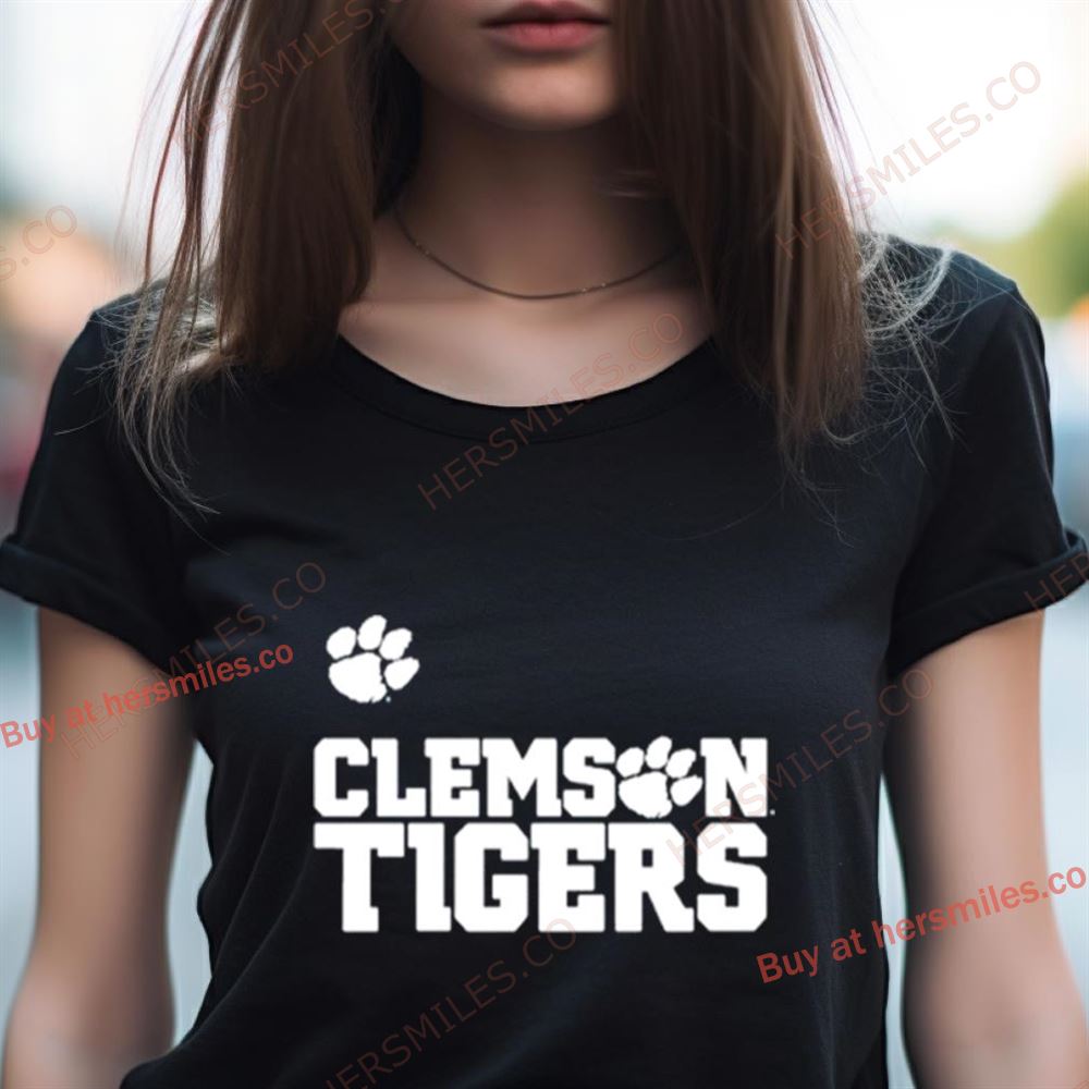 Sam Howell Wearing Clenson Tigers Shirt Sam Howell Wearing Clenson Tigers Shirt