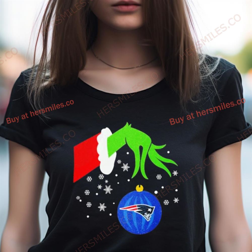 The Grinch Hand Christmas Ornament New England Patriots 2023 Shirt The Grinch Hand Christmas Ornament New England Patriots 2023 Shirt