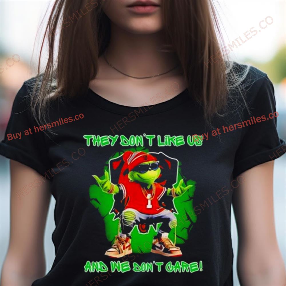 Grinch Cleveland Browns They Don’T Like Us And We Don’T Care Shirt Grinch Cleveland Browns They Don’T Like Us And We Don’T Care Shirt