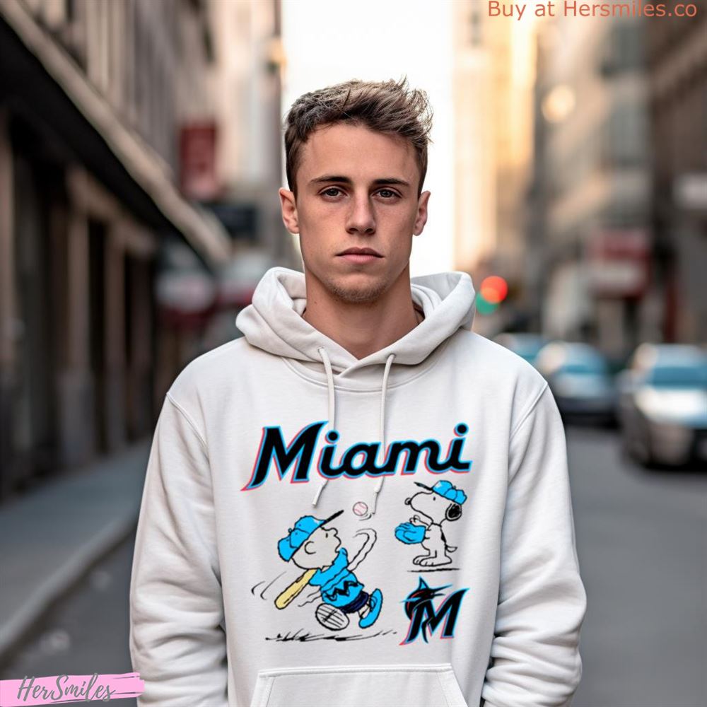 Peanuts Charlie Brown And Snoopy Playing Baseball Miami Marlins Shirt Peanuts Charlie Brown And Snoopy Playing Baseball Miami Marlins Shirt