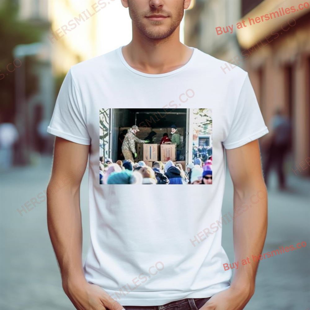 Handing The Wreaths Shirt